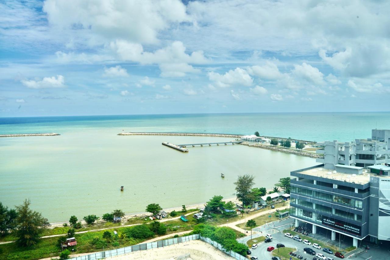 Casa Callisto Homestay - New Seaview With Pool 3Br Apartment Ladang Tanjung Kuala Terengganu Eksteriør billede